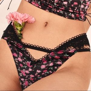 For Love And Lemons Melrose Thong Panty Black Floral Medium NEW